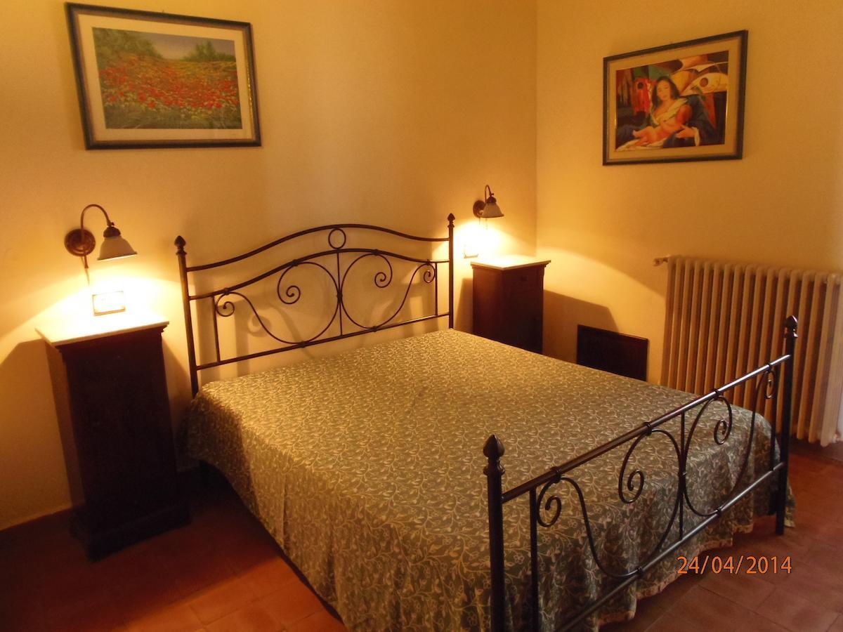 Hotel Le Cisterne Dell'Etna Calcerana-Marina Zimmer foto